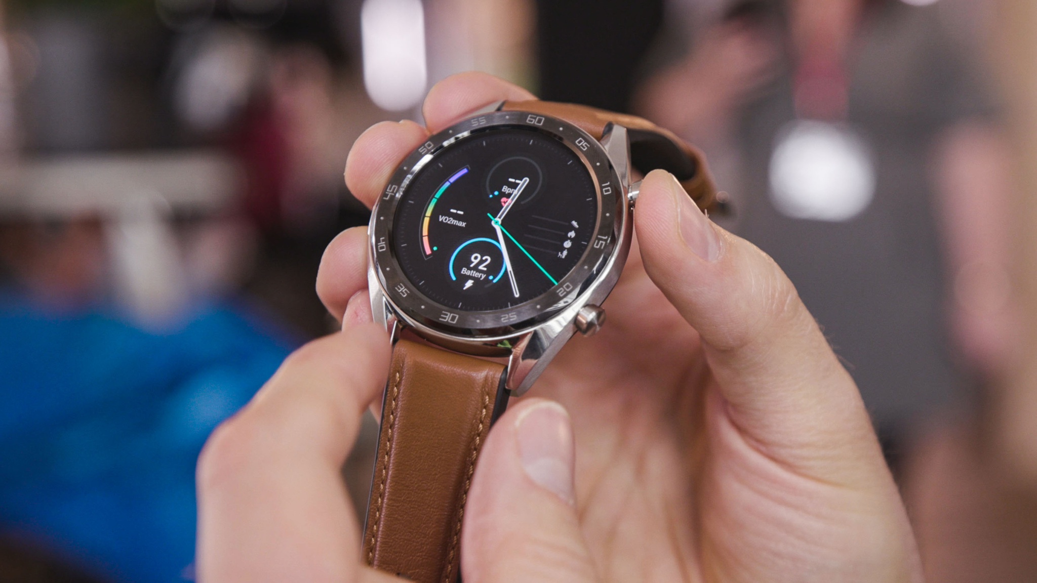 Những mẫu smartwatch đáng mua nhất 2019 - ảnh 1